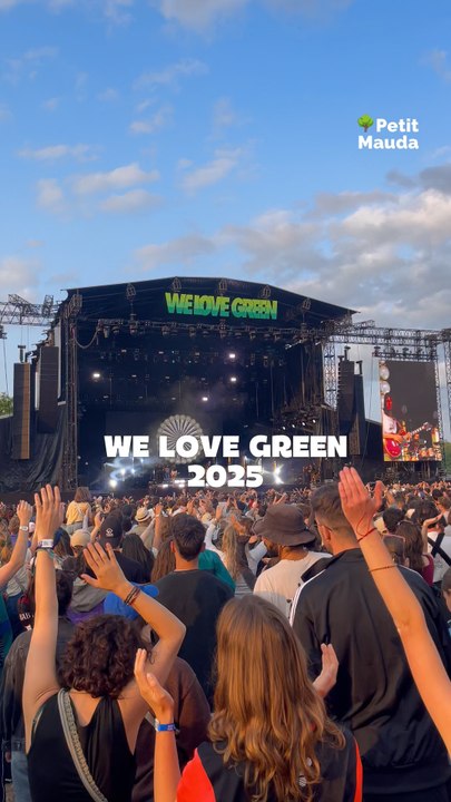 La musique était dingue, l’ambiance super chill et super écolo ! Franchement, un kiff total entre sons, soleil et bonnes vibes écolos. À refaire sans hésiter !©️ Crédit : @petitmauda👉🏻 Abonne-toi au Petit Mauda pour plus d'inspiration ! 🌳