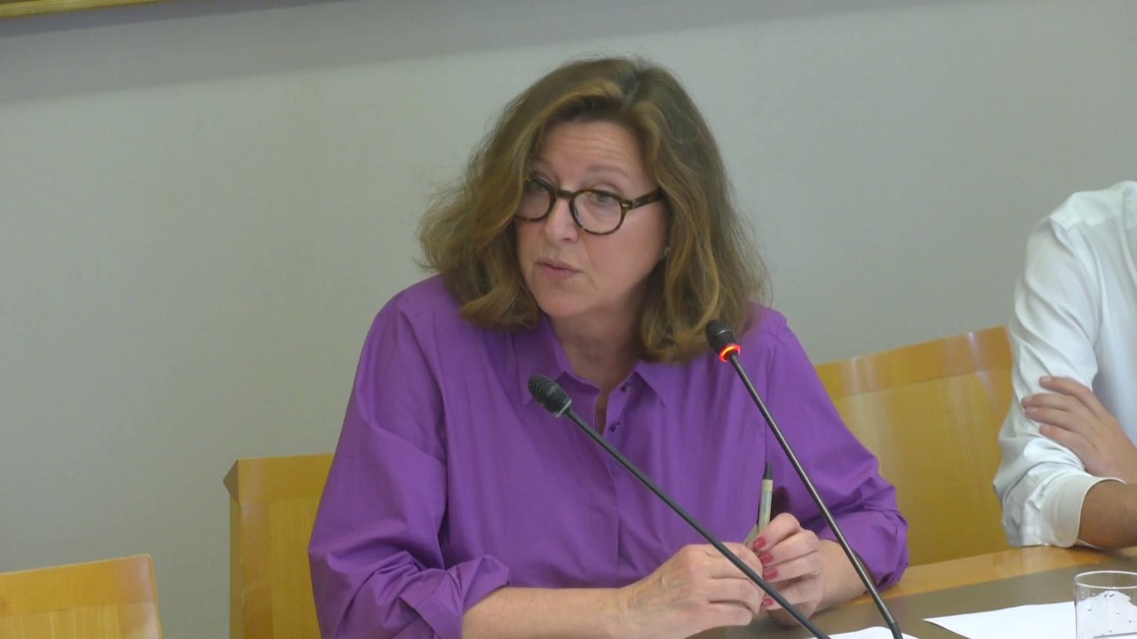 « Je me demande si je ne suis pas l’ennemi public numéro 1 de cette nation » s’interroge Agnès Buzyn