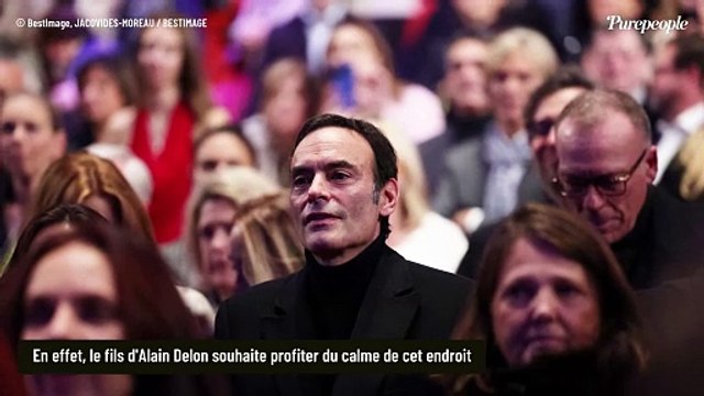 Je pense que vous avez compris : À Douchy, Anthony Delon s'isole... Un nouveau chapitre de sa vie est en train de s'écrire