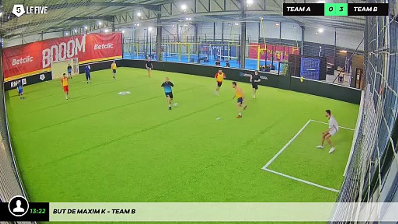But de Maxim K - Team B
