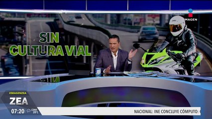 Motociclistas en CDMX esquivan autos, ignoran semáforos y circulan sin casco