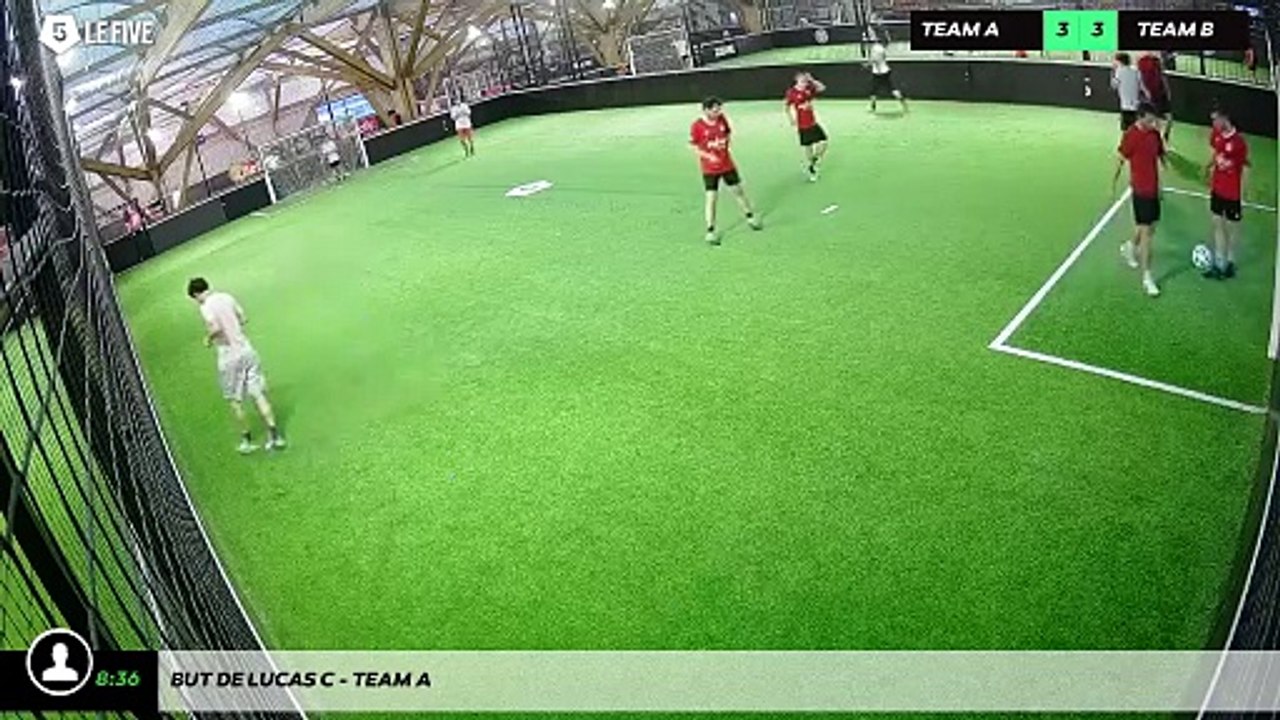 But de Lucas C - Team A