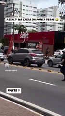 Ação do Bope na frente de agência bancária chama a atenção na orla de Ponta Verde