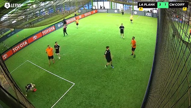 La Plank Valenciennes - Cm Coiffeuse 10/06 à 19:44 - Football Terrain Toyota (LeFive Valenciennes)