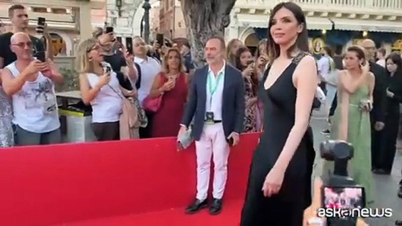 Cinema e sorellanza, Ilenia Pastorelli celebra le donne a Taormina: «Insieme siamo più forti»