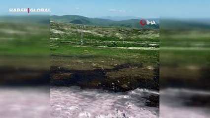 Haziran ayında yaylada kar keyfi yaptılar