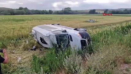 Düğün dönüşü kaza: 17 yaralı