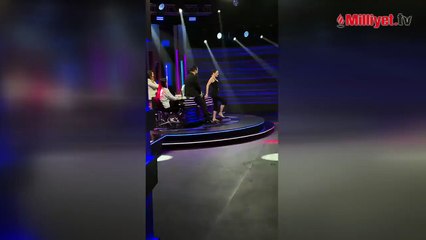 Password'de Melis Sezen'den dans şov