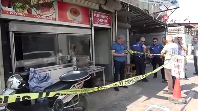 Adana'da evlat vahşeti: Annesini defalarca bıçaklayıp öldürdü