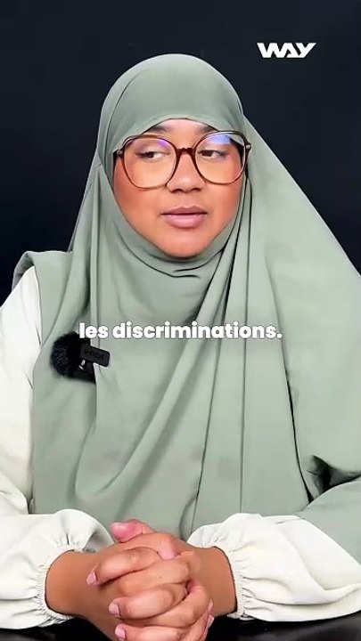 Le voile, c'est un signe de soumission ?  Marha avait 1 minute pour répondre aux clichés sur le voile.