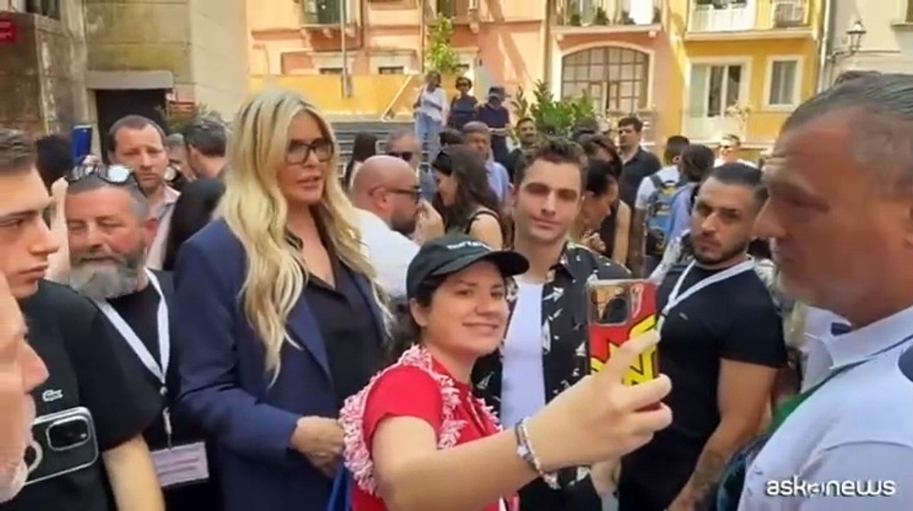 Selfie, autografi e folla per Dave Franco al Taormina Film Festival