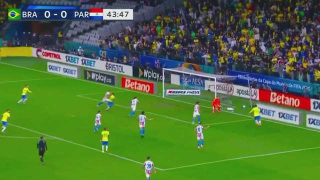El emotivo gesto de Vinicius con Ancelotti en la celebración de su gol con Brasil