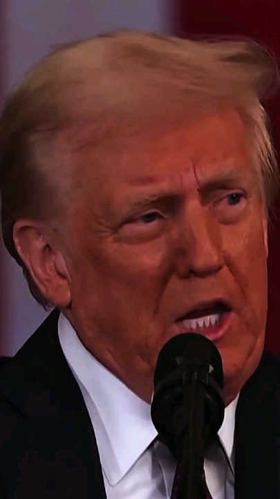 President Donald Trump warns Russian President Vladimir Putin against even considering an attack on US#News #international news #war #breakingnews #Russian #US