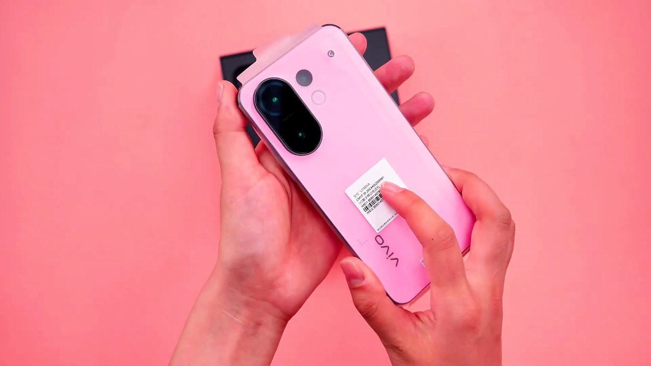 Newly #Launched — ViVO's S30 PRO mini Unboxed  | Hand's-On Review | Media Tech | BIG TECH SPOTLIGHT