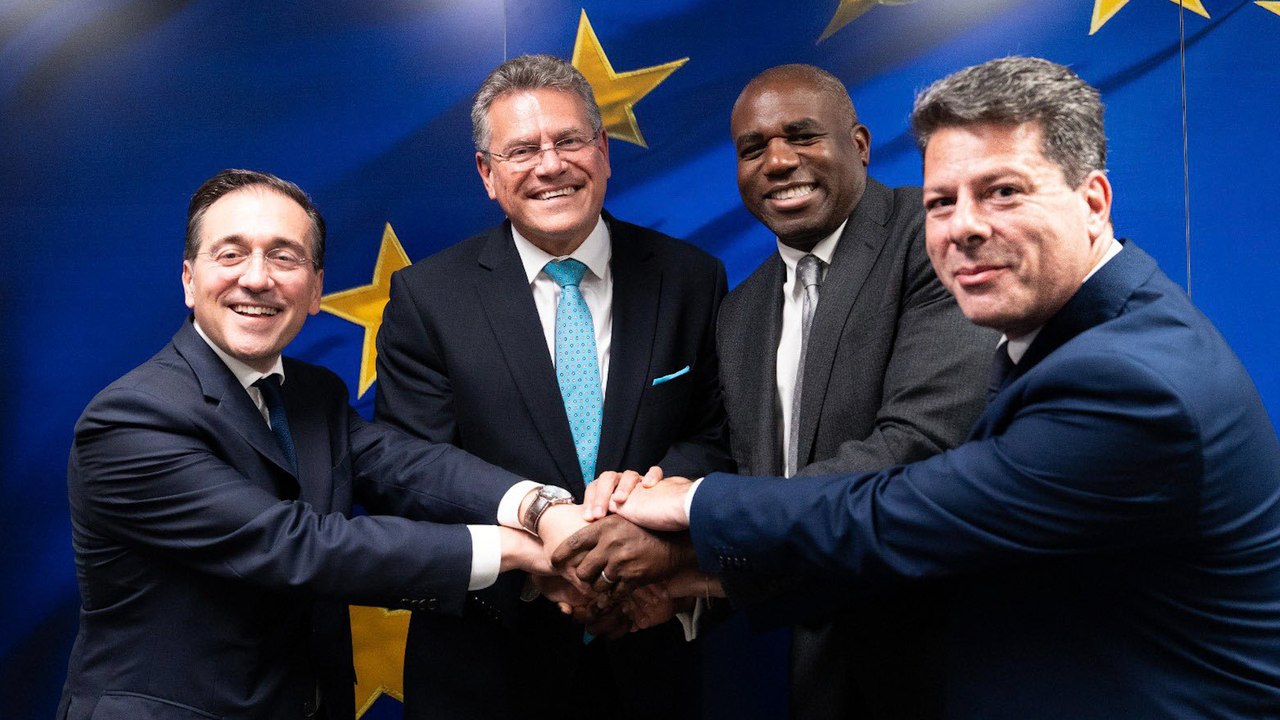 Histórico acuerdo entre España y Reino Unido sobre Gibraltar: adiós a la verja y libre comercio