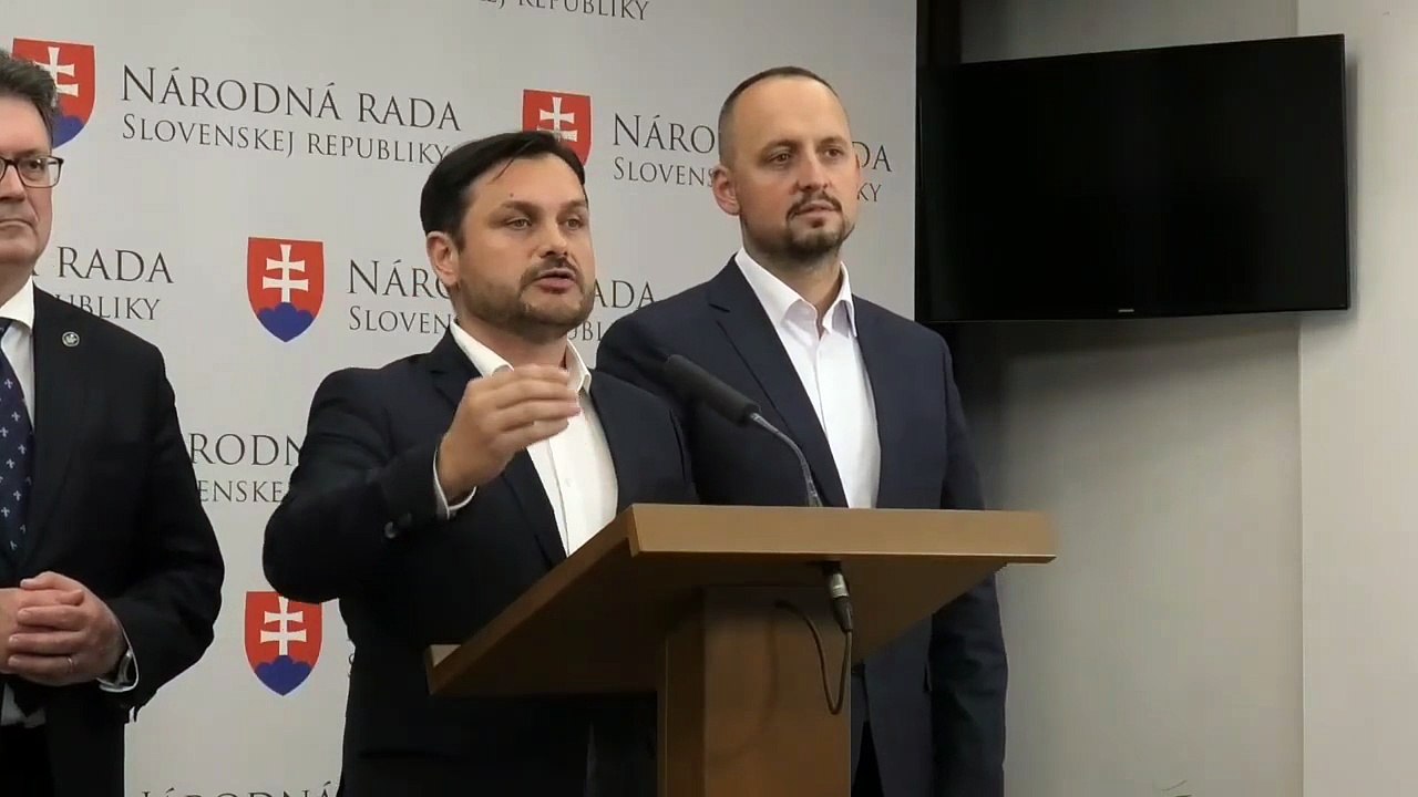 ZÁZNAM: KDH navrhuje zmenu pri predpisovaní liekov špecialistami