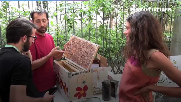 Ospiti di Agrofutura i tecnici di ARPAT, Associazione Regionale Produttori Apistici Toscana