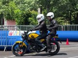 Débuter en moto avec des policiers : Une initiation sécurisée - Reportage TL7 - TL7, Télévision loire 7