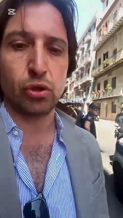 Palermo, trovato e multato il proprietario del cavallo stramazzato al suolo: l'animale girava ancora in «evidente sofferenza» - Il video
