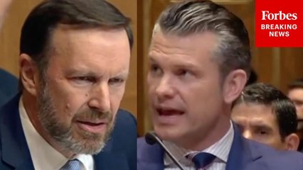 Chris Murphy Asks Pete Hegseth Point Blank If National Guard Should've Been Deployed On Jan. 6