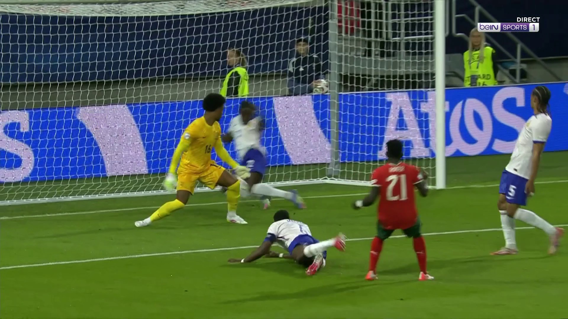 Euro Espoirs : Le sauvetage héroïque sur la ligne de Lukeba !