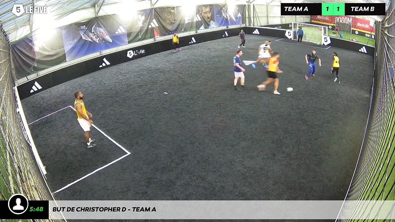 But de Christopher D - Team A