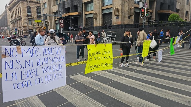 Trabajadores del Poder Judicial de CDMX protestan en Eje Central por mejores condiciones laborales
