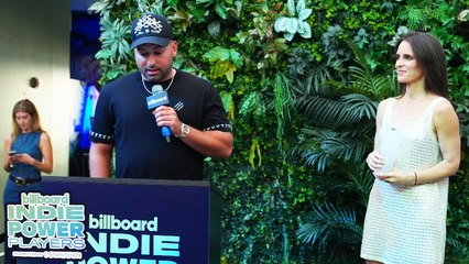 Hannah Karp Presents Dana Biondi With the Executive of the Year Award | Indie Power Players 2025