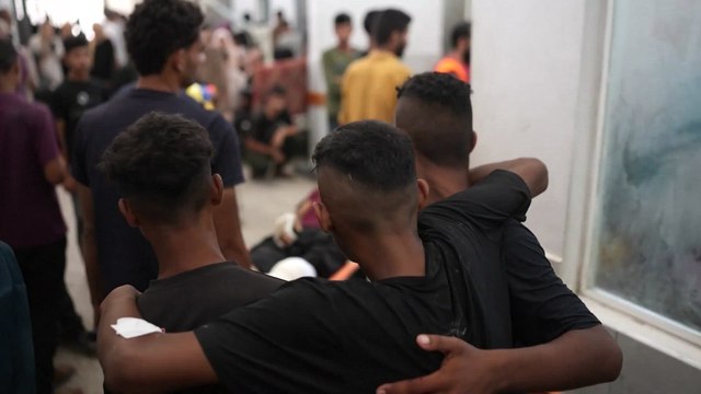 Largest hospital in northern Gaza overwhelmed by patients while facing medical resource exhaustion