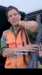 The Hidden Billionaire in First Class ReelShort 2025
