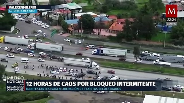 Transportistas bloquean autopista México-Querétaro por secuestro de taxistas en Edomex