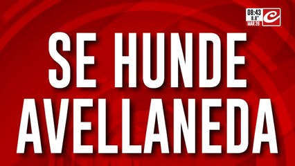 Malestar por impresionante bache en pleno centro de Avellaneda