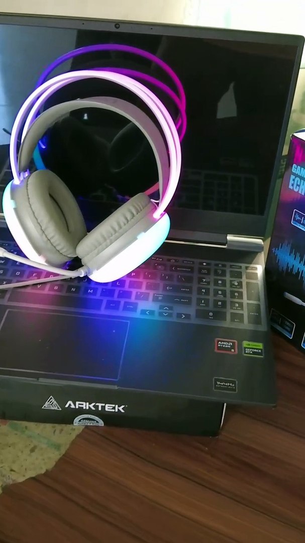 ⁣PC Power Gaming Headset Echo 35 RGB - ASMR 03
