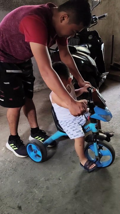Isaiah riding bike