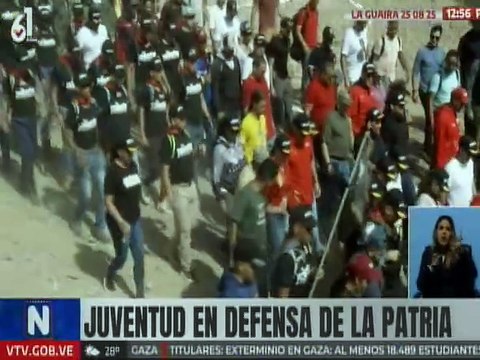 PSUV y jóvenes realizaron una caminata de más de 10 kilómetros en defensa de la patria