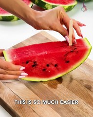 Watermelon popsicles you need to make this summer🍉😊