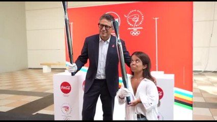 Milano-Cortina, Coca-Cola sceglie 10 porta-cartello Paese per Giochi