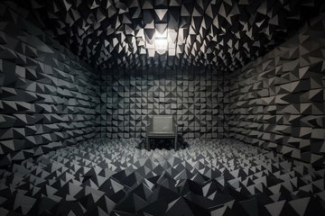 Así es la sala más inquietante de las instalaciones de Xiaomi y esto es lo que se prueba en ella