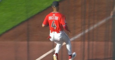 Brayan Rocchio la agarró en el jardín derecho