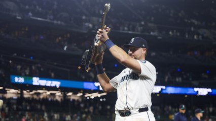 Cal Raleigh's Historic MLB Season Causes Stir Among Fans