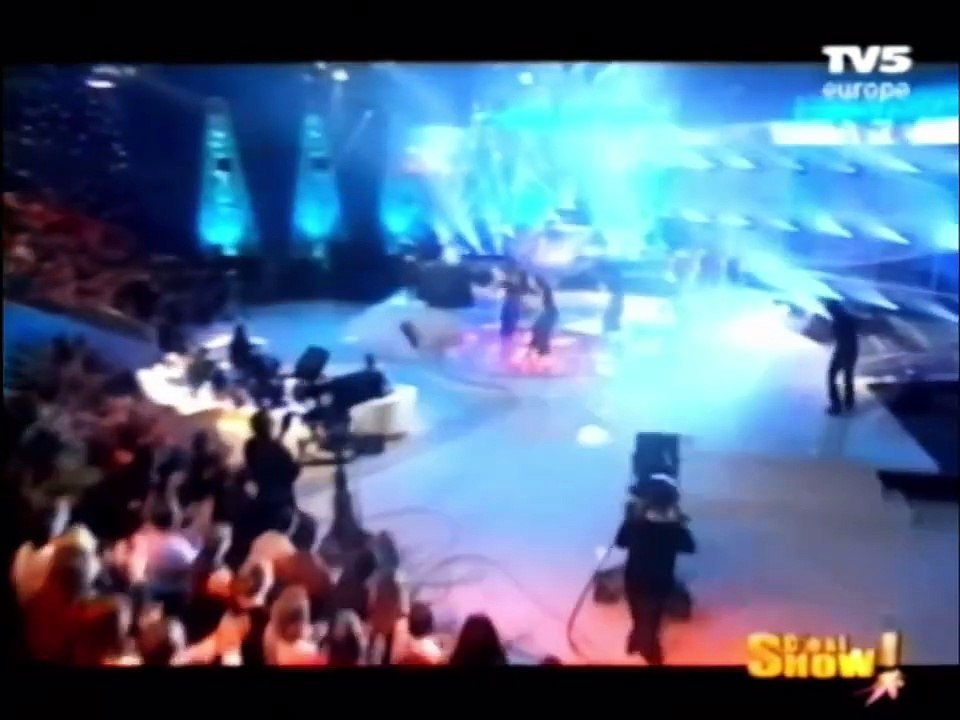 Mariah Carey - Last Night a DJ Saved My Life (Live At C'est Show!, TV5 - 2001).