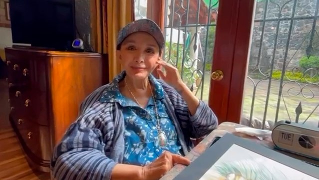 María Antonieta de las Nieves, mejor conocida como la Chilindrina, ya se recupera en casa tras su hospitalización La estoy pasando muy bien