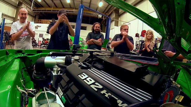 Graveyard Carz S20E01 Driving Miss Crazy 1080p
