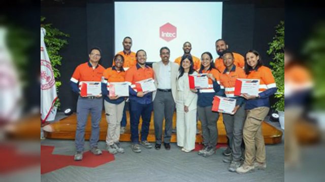 Intec gradúan profesionales en diplomado en Minería y Metalurgia