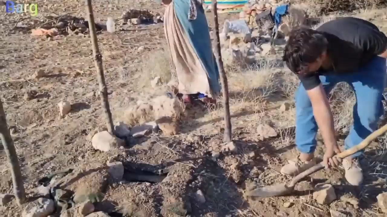 part 7 | Striving for a better life_ cooking local breakfast_building a field toilet