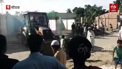 উচ্ছেদস্থলীত কিয় নচলিল প্ৰশাসনৰ বুলড'জাৰ ? বেদখলকাৰীয়েও নকৰিলে প্ৰতিবাদ