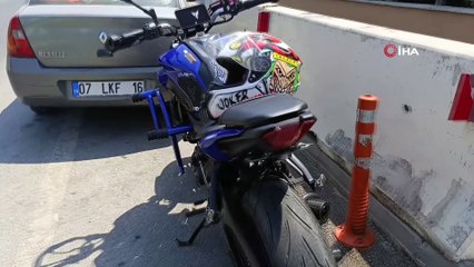 Motosikletle akrobatik hareketler yapıp sosyal medyasından paylaştı, ceza üstüne ceza yedi