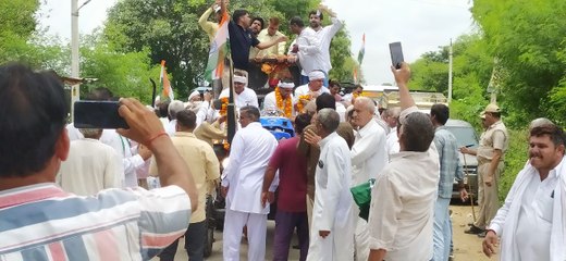 हरसौली में विशाल ट्रैक्टर रैली, कलेक्टर को सौंपा ज्ञापन