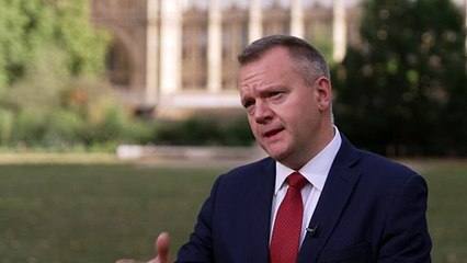 Govt: France says small boats return deal still going ahead