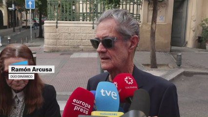 Familiares, amigos y fans se despiden de Manuel de la Calva, del Dúo Dinámico